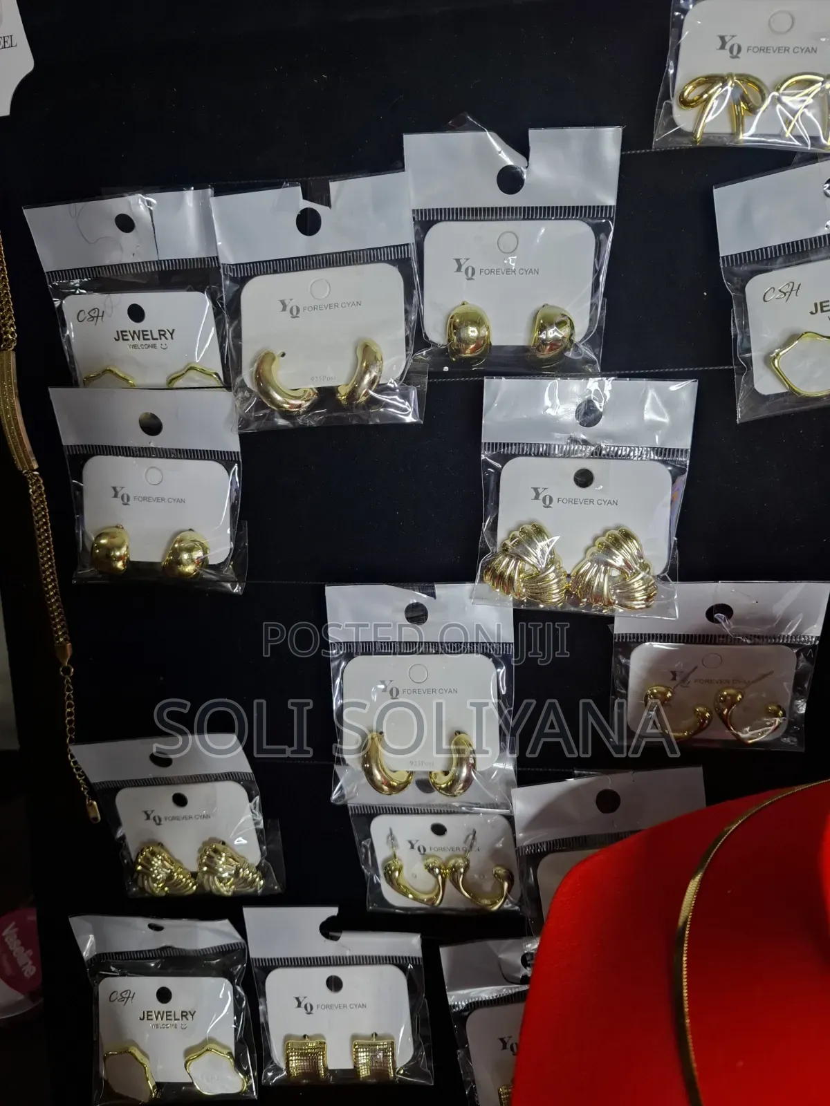 Jewelleryy