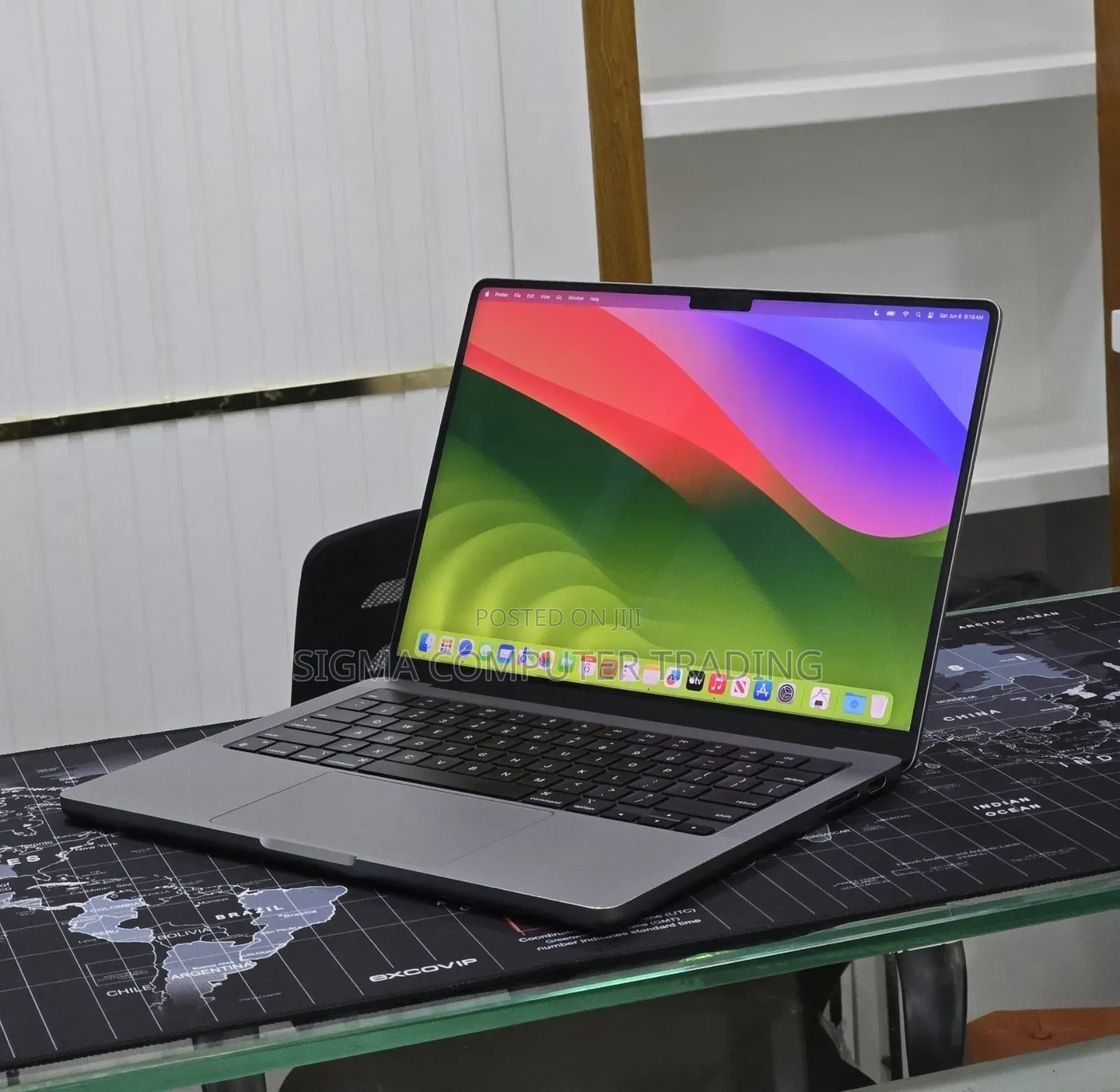 New Laptop Apple MacBook Pro 2023 M3 8GB Apple M3 Pro SSD 512GB