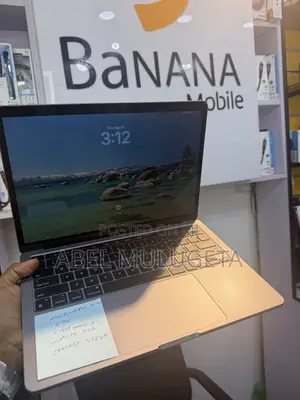 Laptop Apple MacBook Pro 2022 M2 8GB Apple M2 SSD 256GB