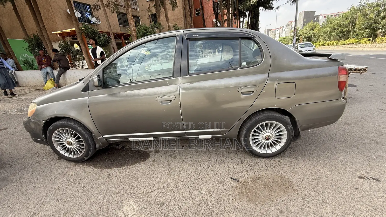 Toyota Platz 2001 Gray