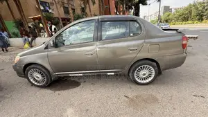 Toyota Platz 2001 Gray