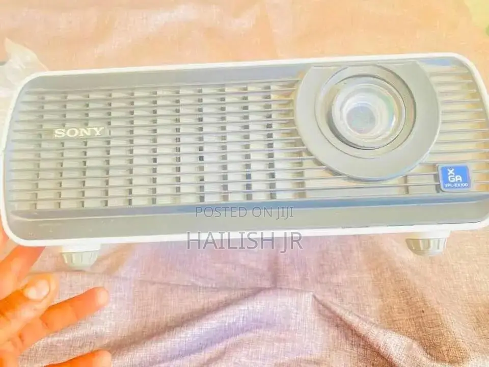 Projector Ga VPL Ex100