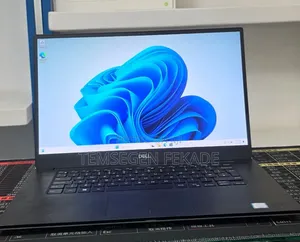 New Laptop Dell XPS 15 16GB Intel Core i5 SSD 512GB