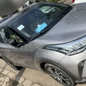 Toyota C-HR 2020 Silver