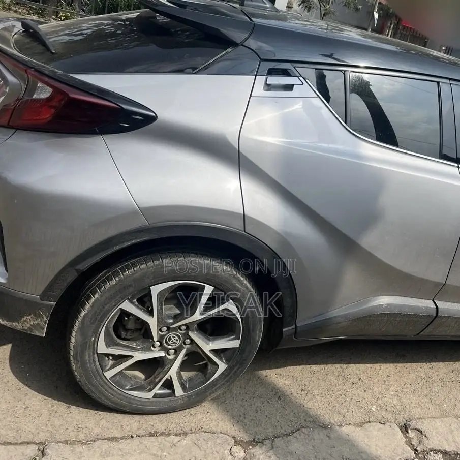 Toyota C-HR 2020 Silver