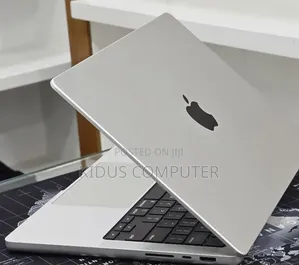 New Laptop Apple MacBook Pro 2020 M1 32GB Apple M1 SSD 512GB