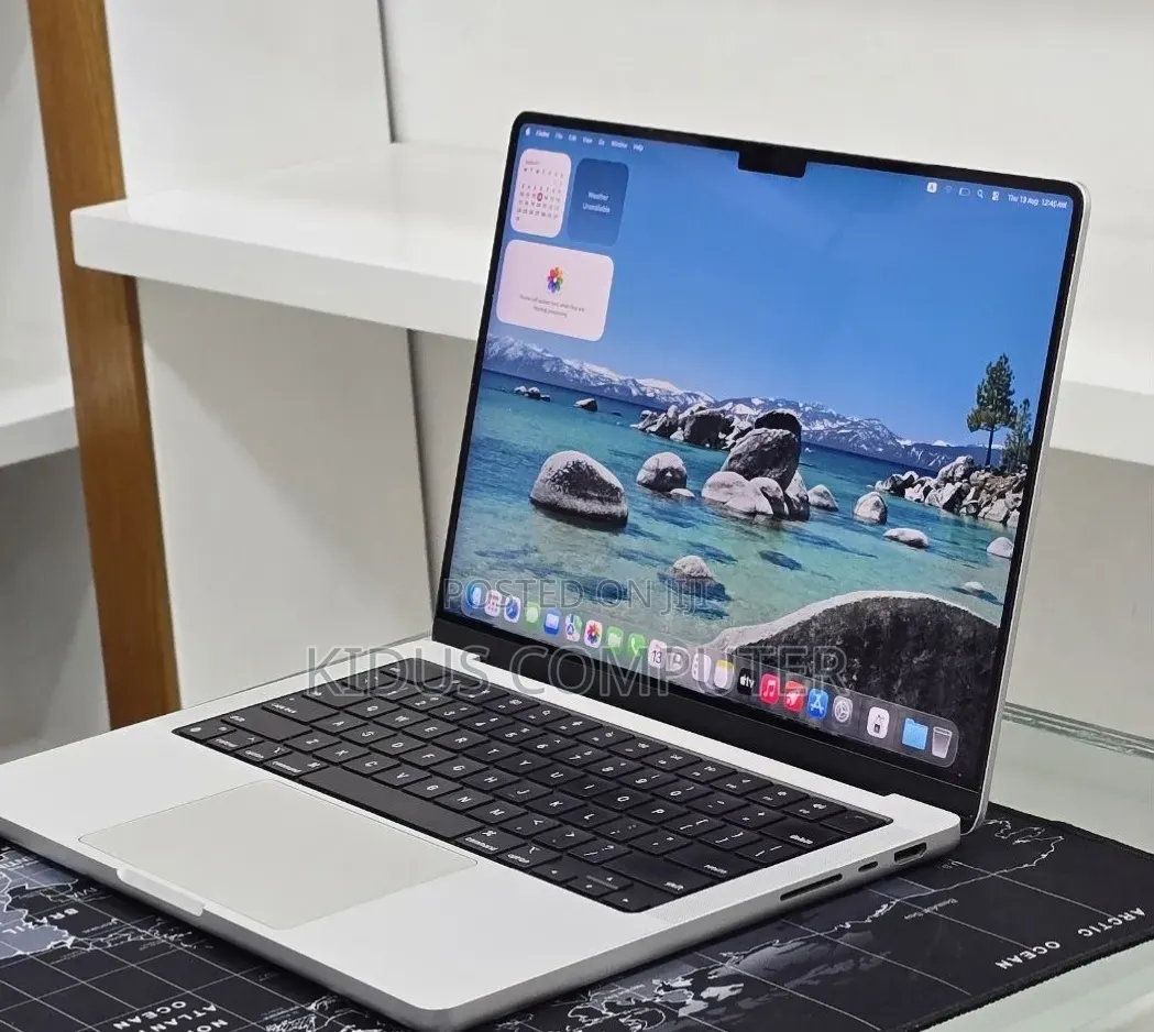 New Laptop Apple MacBook Pro 2020 M1 32GB Apple M1 SSD 512GB