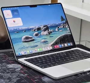 New Laptop Apple MacBook Pro 2020 M1 32GB Apple M1 SSD 512GB