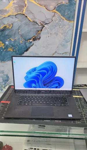 New Laptop Dell XPS 15 16GB Intel Core i5 SSD 512GB