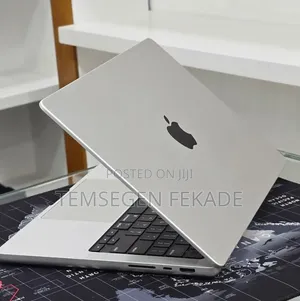 New Laptop Apple MacBook Pro 2021 M1 32GB Apple M1 Pro SSD 512GB