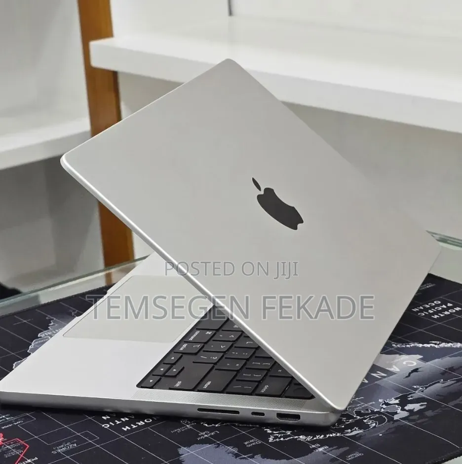 New Laptop Apple MacBook Pro 2021 M1 32GB Apple M1 Pro SSD 512GB