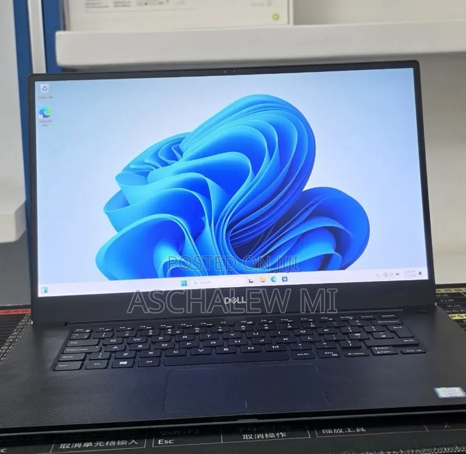 New Laptop Dell XPS 15 16GB Intel Core i5 SSD 512GB