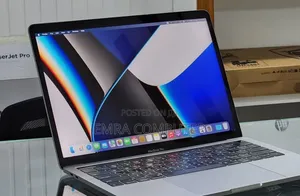 New Laptop Apple MacBook Pro 2019 16GB Intel Core i7 SSD 512GB