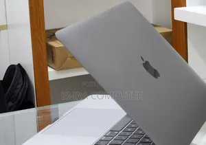 New Laptop Apple MacBook Pro 2019 16GB Intel Core i7 SSD 512GB