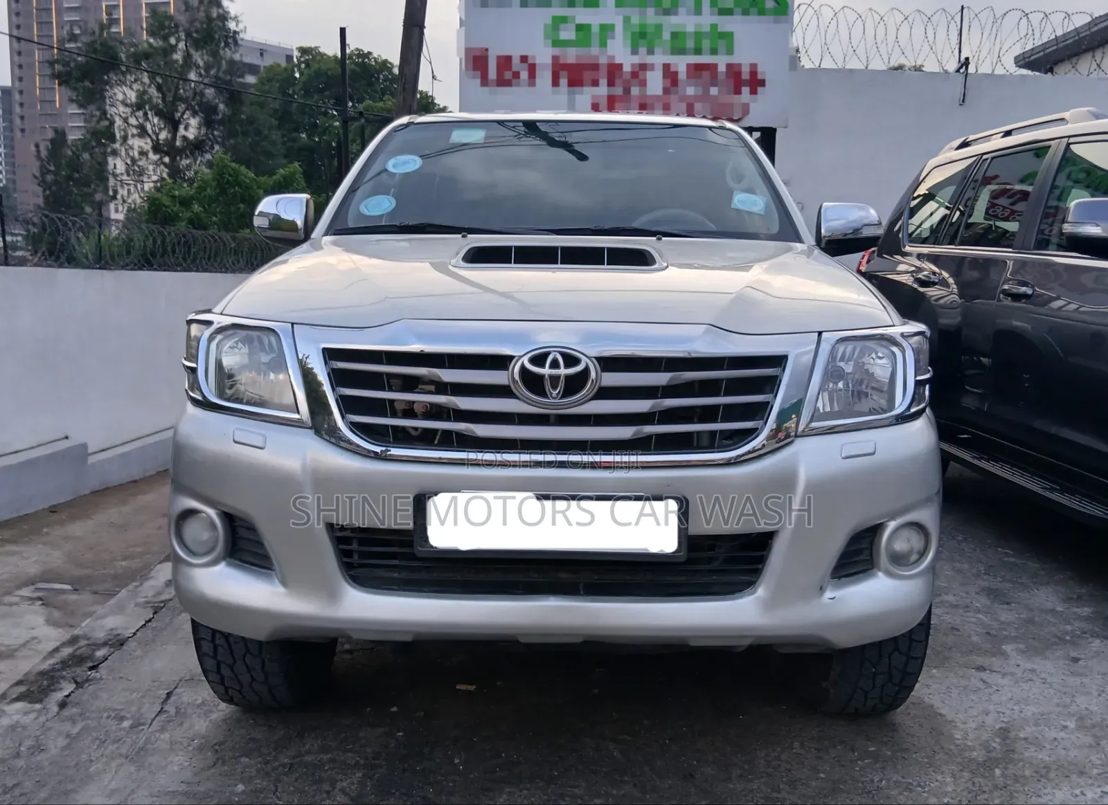 Toyota Hilux 2013 Gray