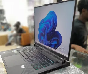 New Laptop Asus 32GB Intel Core i9 SSD 1T