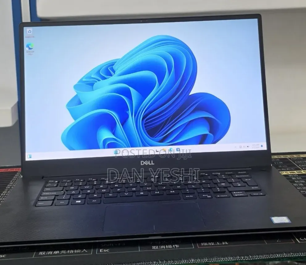 New Laptop Dell XPS 15 16GB Intel Core i5 SSD 512GB
