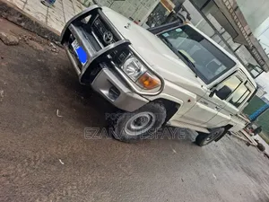 Toyota Land Cruiser 2015 Beige