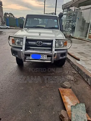 Toyota Land Cruiser 2015 Beige