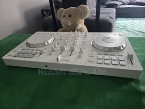 Brand New Pioneer DJ Controller FLX4