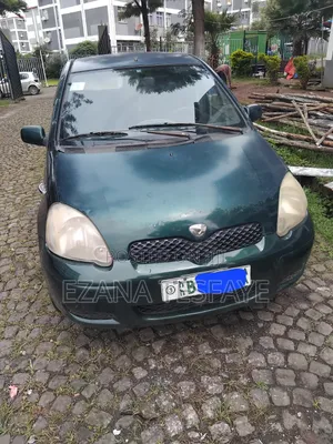 Toyota Vitz 2003 Green