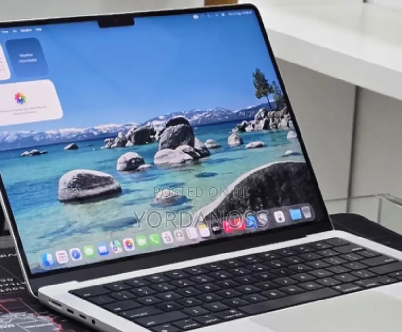 New Laptop Apple MacBook Pro 2021 M1 32GB Apple M1 Pro SSD 512GB