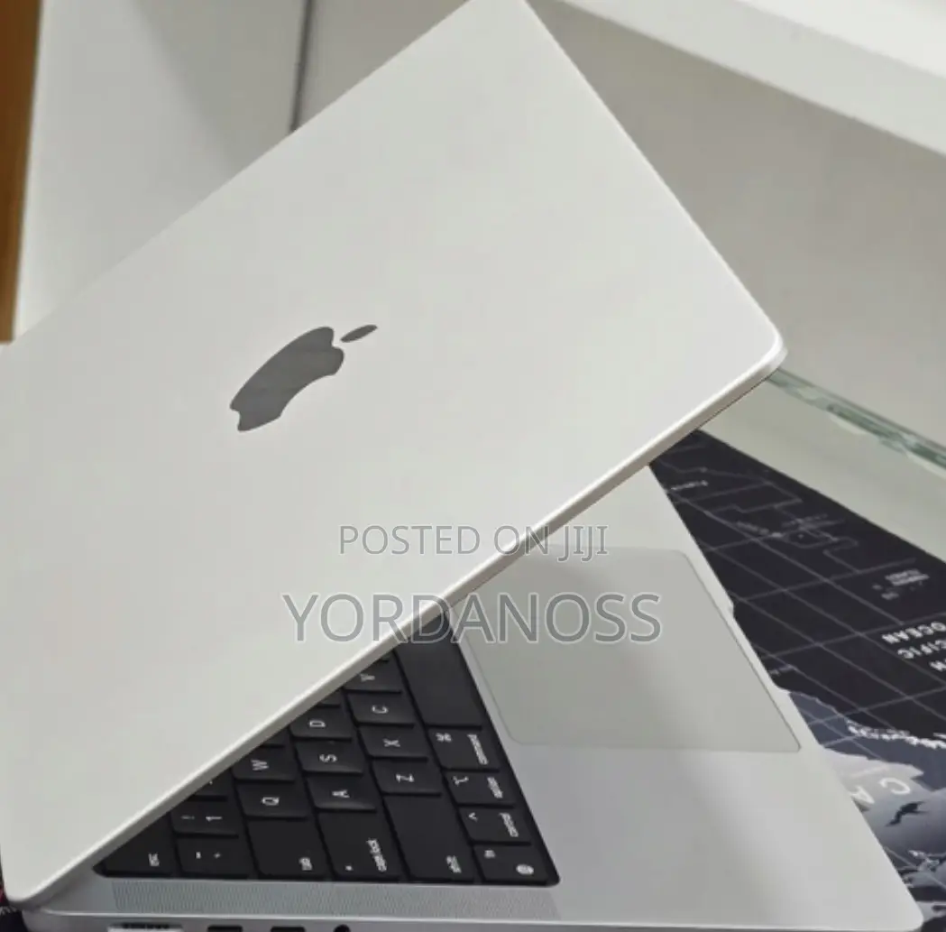 New Laptop Apple MacBook Pro 2021 M1 32GB Apple M1 Pro SSD 512GB