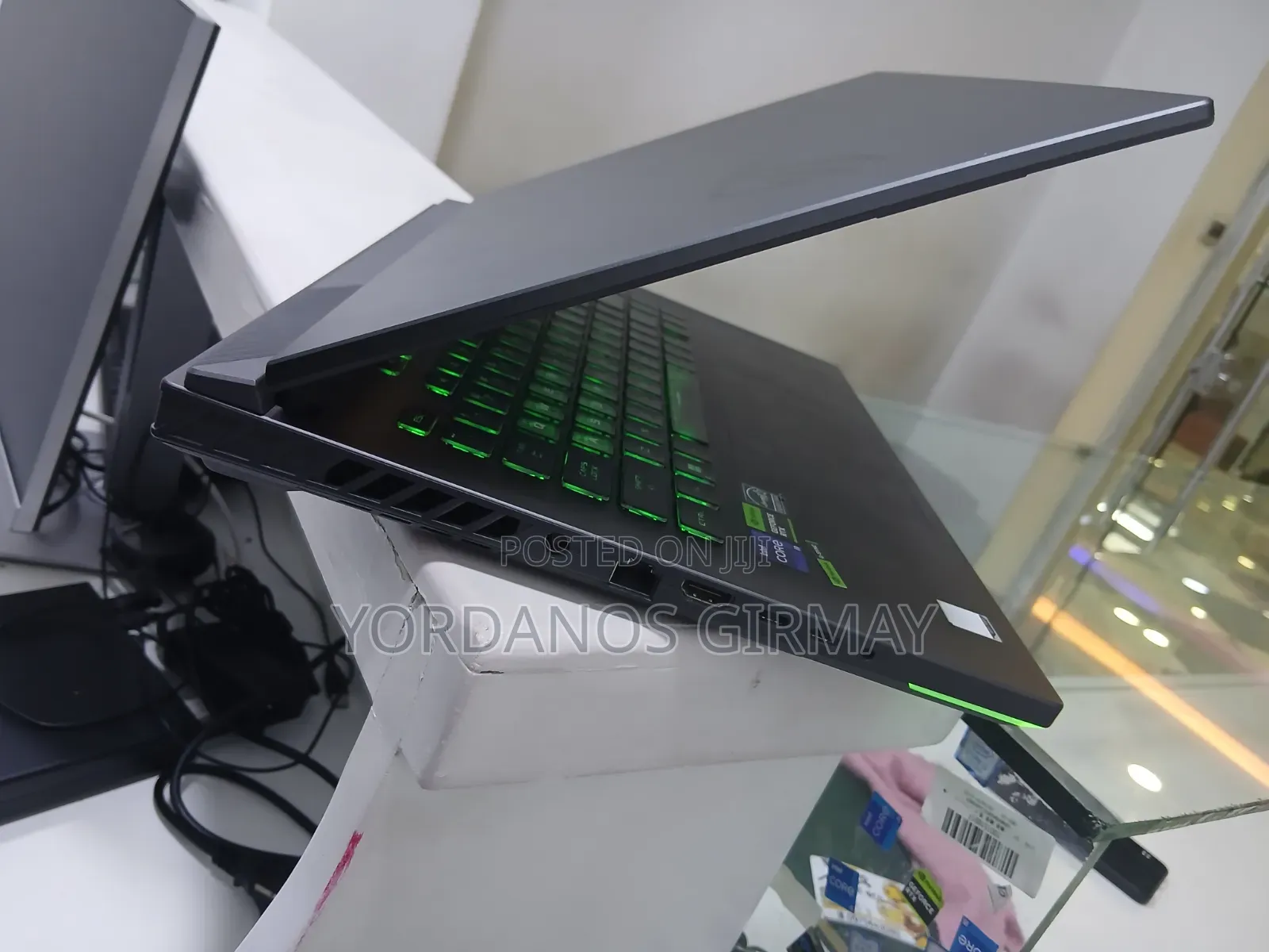 New Laptop Asus ROG Strix G16 G614 16GB Intel Core i9 SSD 1T