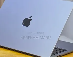 New Laptop Apple MacBook Air 2022 M2 8GB Nvidia SSD 256GB