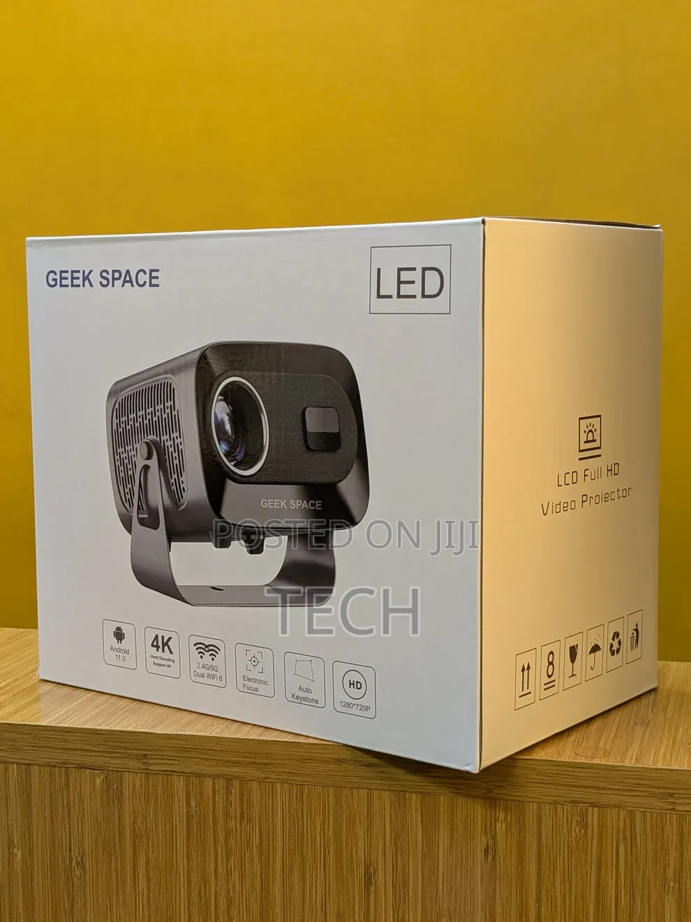 Geek Space
 140 Inches Projector