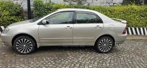 Toyota Corolla Altis 1.3 2003 Gold