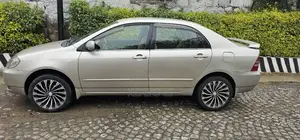 Toyota Corolla Altis 1.3 2003 Gold
