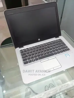 Photo - New Laptop HP EliteBook 820 G3 8GB Intel Core I5 SSD 256GB