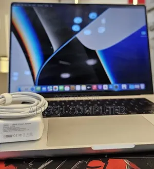 New Laptop Apple MacBook Pro 2021 M1 16GB Apple M1 Pro SSD 512GB