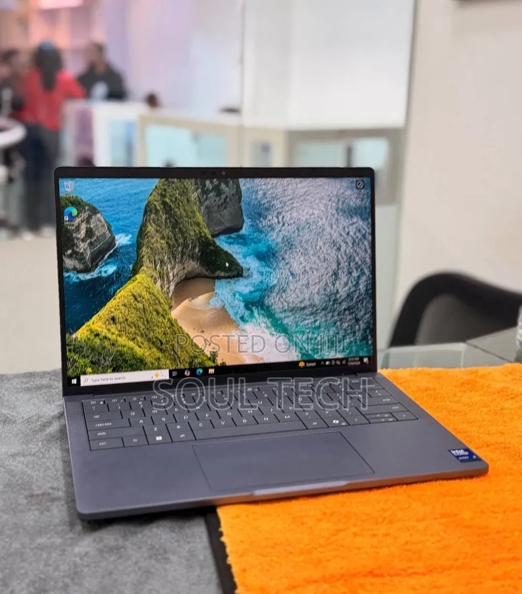 New Laptop Dell Latitude 5450 16GB Intel Core Ultra 5 SSD 512GB