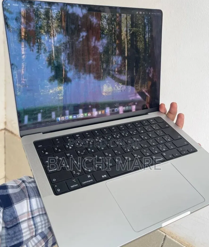 New Laptop Apple MacBook Pro 2024 M4 Pro 16GB Apple M4 Pro SSD 512GB