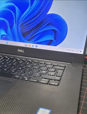 New Laptop Dell XPS 15 16GB Intel Core i5 SSD 512GB