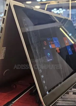 New Laptop HP Spectre X360 8GB Intel Core i5 SSD 256GB