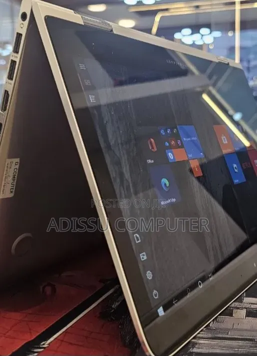 New Laptop HP Spectre X360 8GB Intel Core i5 SSD 256GB
