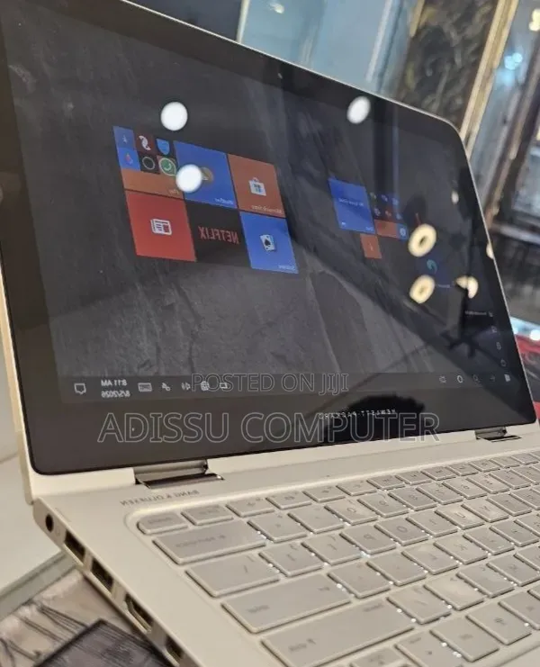 New Laptop HP Spectre X360 8GB Intel Core i5 SSD 256GB
