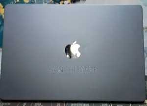 New Laptop Apple MacBook Air 2025 M4 16GB Apple M4 SSD 256GB