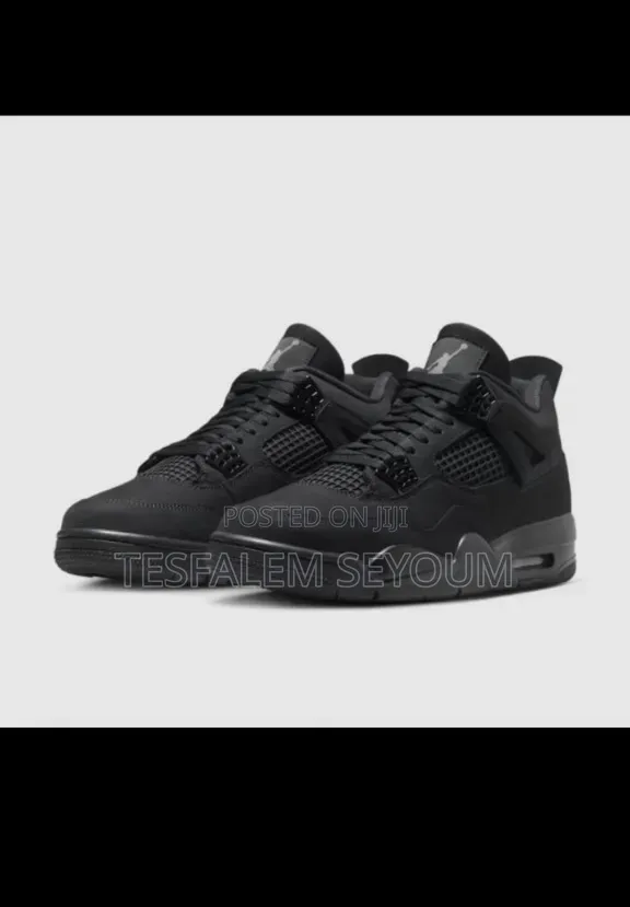 Air Jordan 4 Retro “Black Cat”