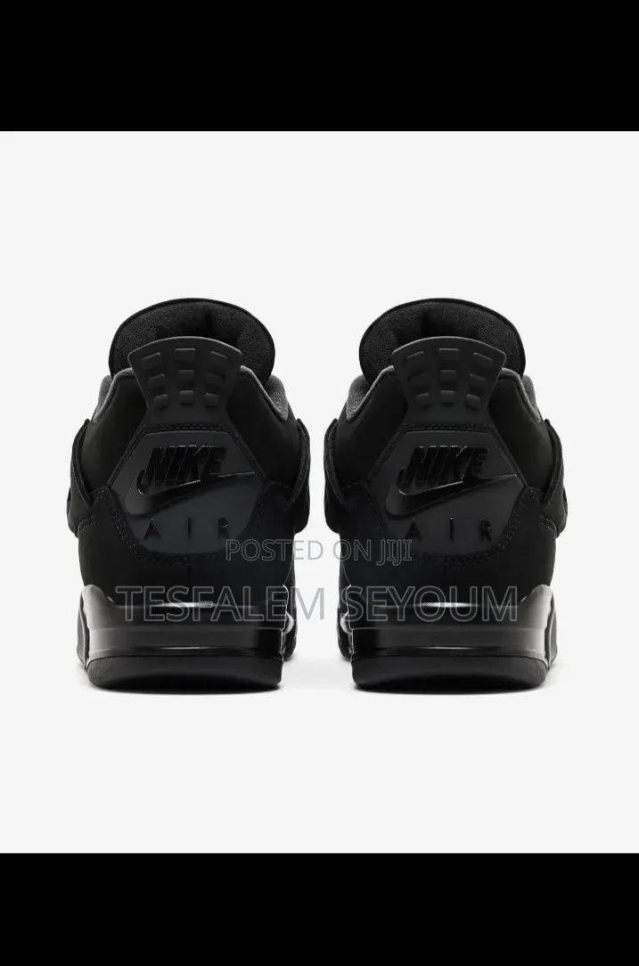Air Jordan 4 Retro “Black Cat”