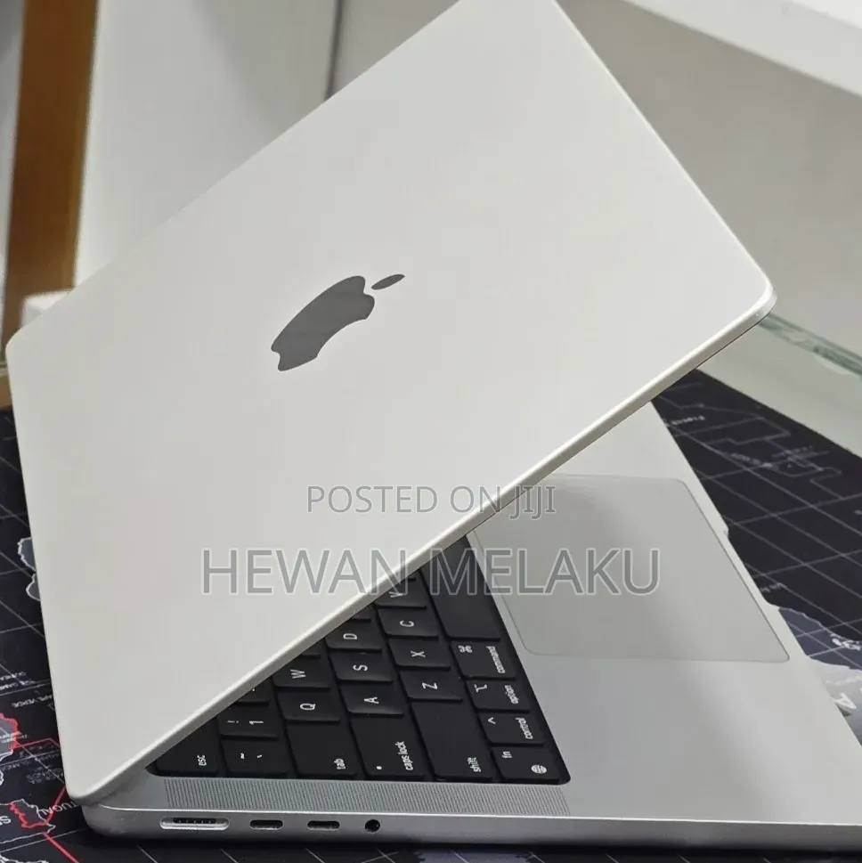 New Laptop Apple MacBook Pro 2021 M1 32GB Apple M1 Pro SSD 512GB