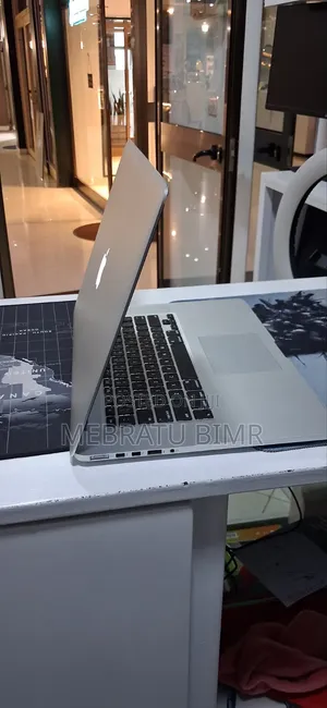 New Laptop Apple MacBook Pro 2014 16GB Intel Core i7 SSD 256GB