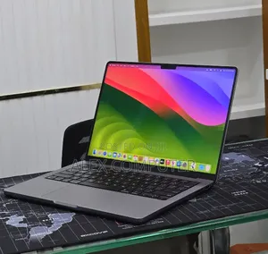 New Laptop Apple MacBook Pro 2023 M3 8GB Apple M3 SSD 512GB