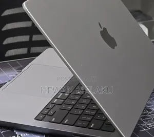 New Laptop Apple MacBook Pro 2023 M3 8GB Apple M3 Pro SSD 512GB