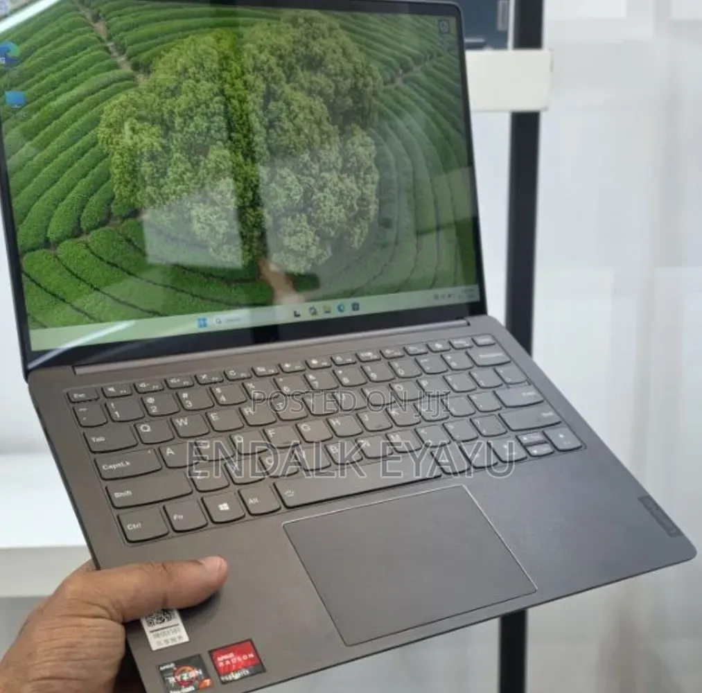 New Laptop Lenovo IdeaPad 1 16GB AMD Ryzen 7 SSD 512GB