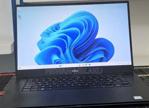 New Laptop Dell XPS 15 16GB Intel Core i5 SSD 512GB