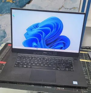New Laptop Dell XPS 15 16GB Intel Core i5 SSD 512GB
